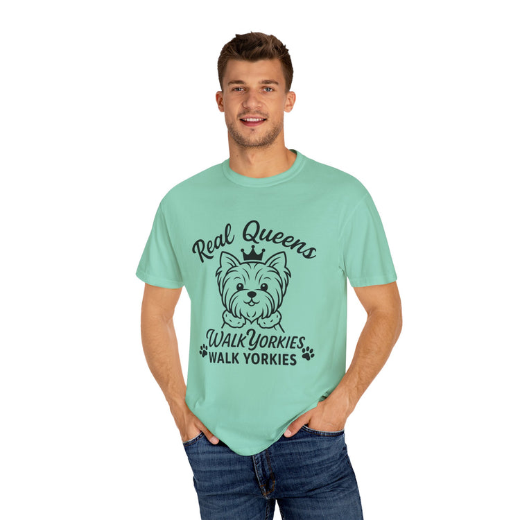 👑 Real Queens Glam Walk Yorkies T-Shirt – Funny Yorkie Mom Tee for Dog Lovers & Pet Parents 🐾