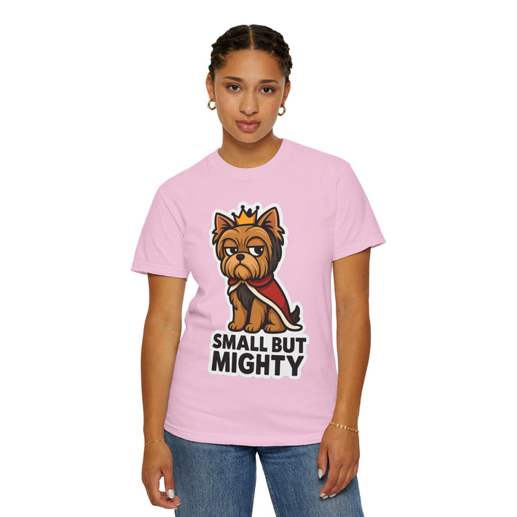👑 Small But Mighty Yorkie T-Shirt – Funny Cartoon Dog Meme Tee for Dog Moms & Pet Lovers 🐾