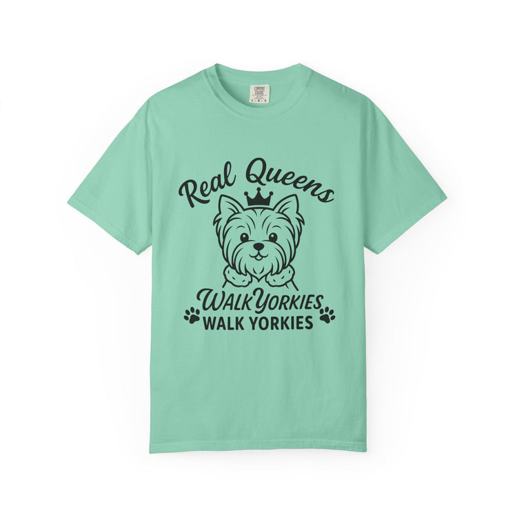 👑 Real Queens Glam Walk Yorkies T-Shirt – Funny Yorkie Mom Tee for Dog Lovers & Pet Parents 🐾
