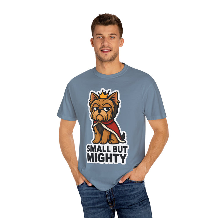 👑 Small But Mighty Yorkie T-Shirt – Funny Cartoon Dog Meme Tee for Dog Moms & Pet Lovers 🐾